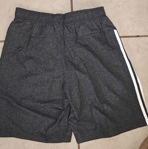 Adidas Shorts -M